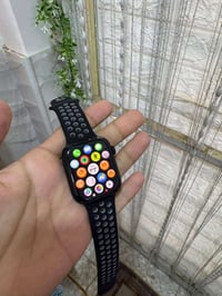 ساعة ابل • جيل تاسع • ذاكرة ٦٤
