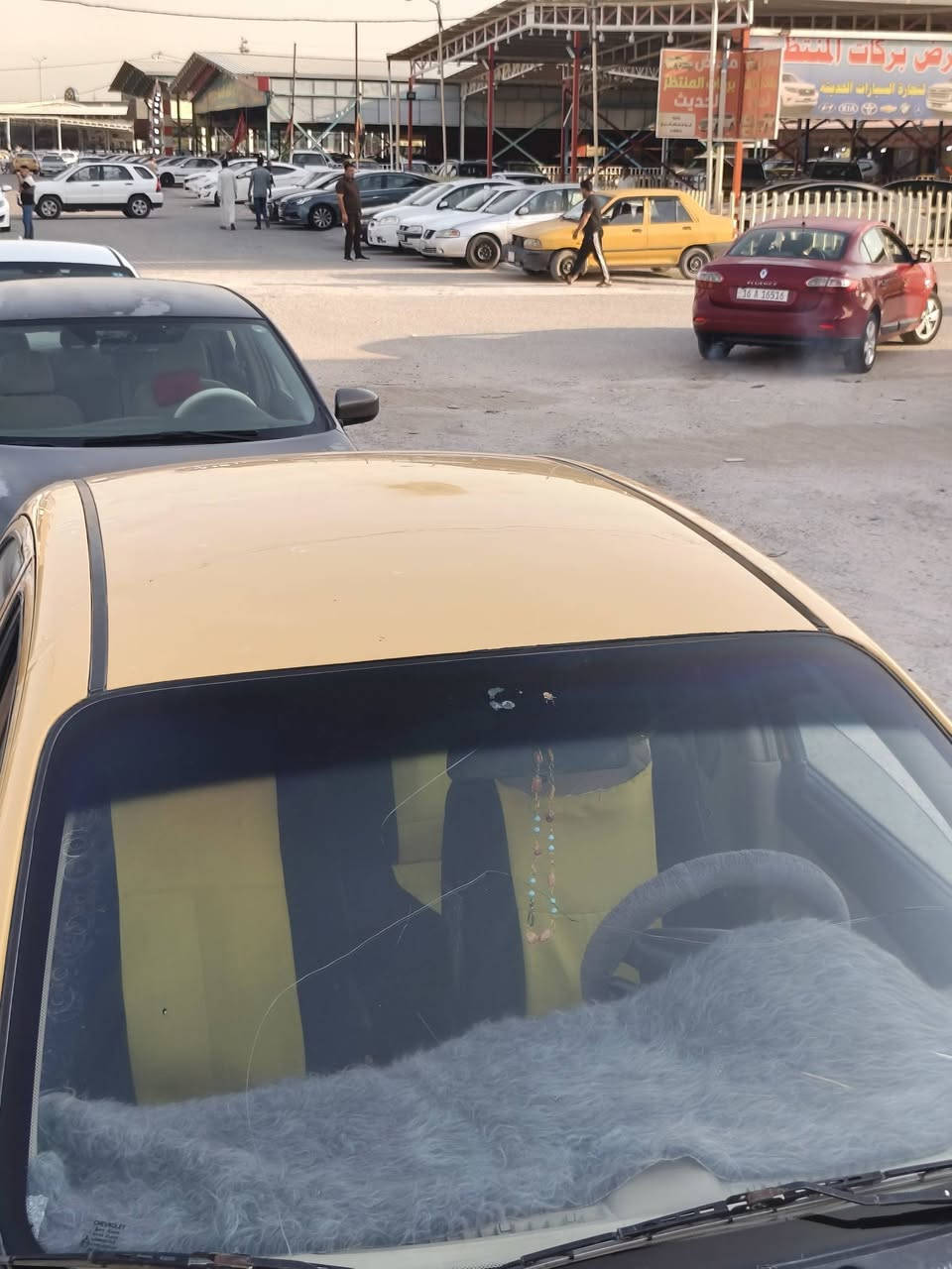 السلام عليكم 
افيو للبيع خليجي. مكينه مفتوح كير عادي 
موديل 2009 مكينه جديده حداديه جديده
جاهزه بسمي مداور ثاني يوم السعر 48 مكاني نجف ***********
