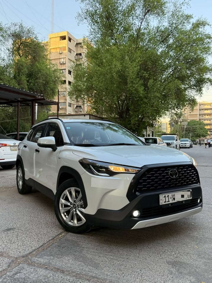 كورلا كروس 2025 فول 1/1  مكفوله كفاله عامه رقم بغداد باسمي ماشيه 13   فتحه كرسي كهرباء 5 كامرات حمالات +كشافات  رادار داخل جلد احمر كروس سرعه السعر28600 رقم الهاتف *********** مكاني بغداد

