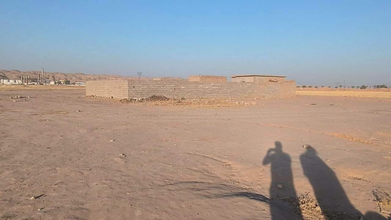 السلام عليكم
ارض زراعيه طابو للبيع الحجم  24 دونم موقعها خلف مطعم عباس بضبط ماي كهربا كامل متوفر بيها 
للستفسار اتصال علئ الرقم
***********

***********
