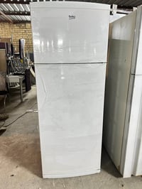 عارضات شرط الشغل والضمان السعر 250  ثلاجات شرط الشغل والضمانً السعر 20...