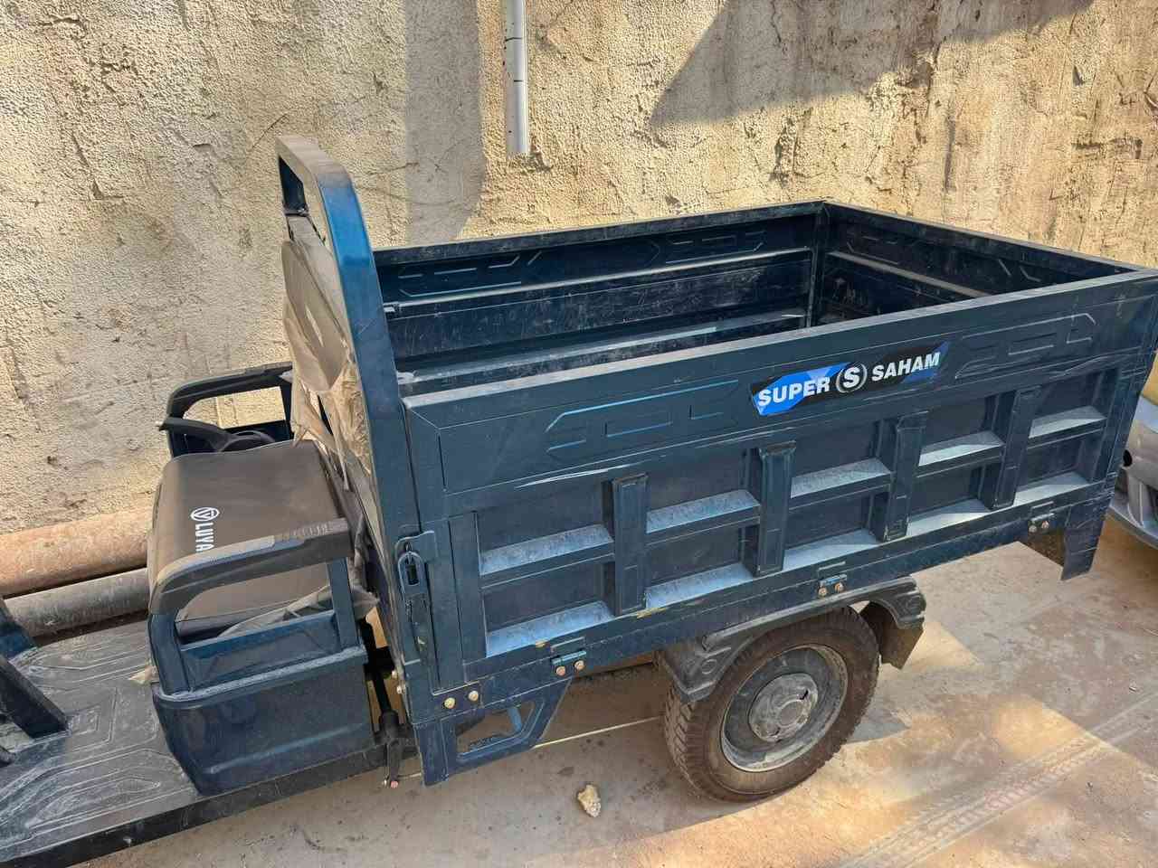 ستوته شحن للبيع
الستوته نضيفه ما ماشيه هواي 
البطاريه جديده
عدد البطاريات 6
السعر مليون و 150
للتواصل***********
