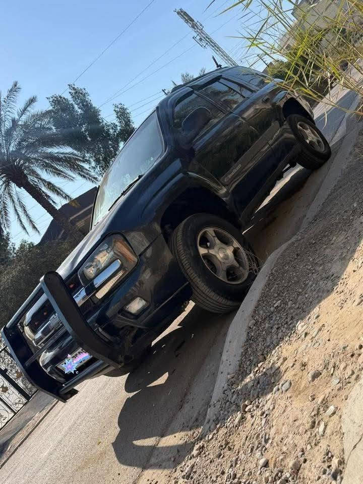 على بركة الله
بلايزر موديل 2004 LS  وارد خليجي
5 قطع صبغ رش اثر جراد بدون ضربه 
كير محرك 💯 اكسل 💯 شرط 
كهربائيات وضفاير بلاد بدون جطل أو تحوير 💯
تبريد فووول 💯 دواخل نضيفه 
لايتات جدد زنون 💯 كلهن يشتغلن 
تحكم جامات أربعة شغال 💯 باتري جديد 💯
كروز سرعه حساسات كلها شغاله 💯
نوزلات مجاول بلكات 💯 شرط الفحص 
دسكات تايرات جدد 💯 شرط الفحص 
اي غرامه مروريه ما عليها.💯
رقم بغداد دولي. هزه منتهيه. راعيها موجود 
باي وقت يحول سنويه جديدة  ل 2031
للامانه فقط نقصها طوافه بانزين لا غير 
السيارة جاهزة مجهزه للاخير شرط الفحص
 وين ما يعجبك اطلع بيها شرط 
بيع او مراوس حسب القناعه 
مكاني بصره قرنه (( السعر)) 87 $ بيها مجال 
رقم الهاتف ((   ***********   )) البصرة, العراق
