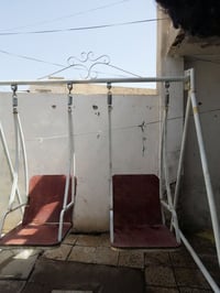 مرجوحه • حديد ثقيل • قابل تفاوض