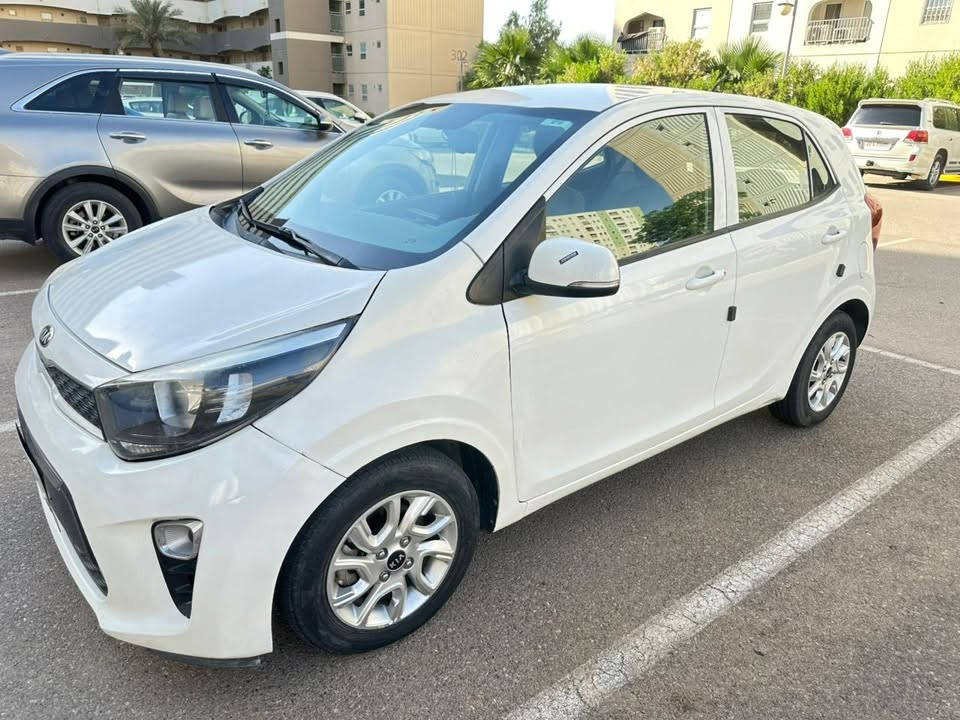 بيكانتو 2019 خليجي محرك 4 سلند الكبير جديدة السيارة ماشية 57 حتى تايرات الشركة بعدها بيها سبير منازل بيها قطعتين صبغ سعرها 84 مكاني شارع فلسطين ***********
