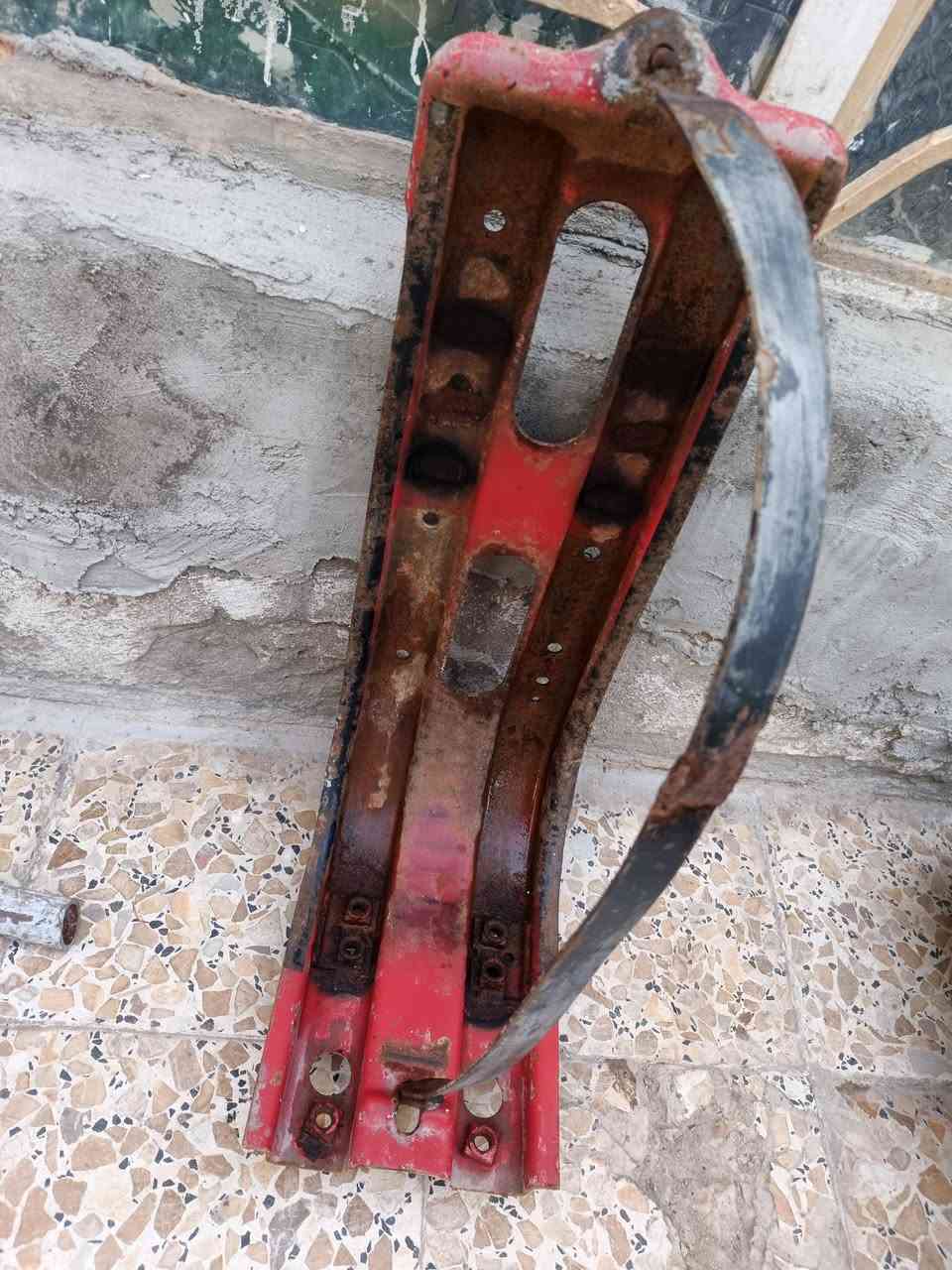للبيع ابطاله هوه فافون هنه وقاعدتهن 
مكان نجف ***********
