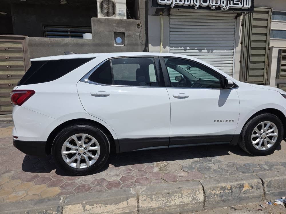 شوفرليت ايكوينكس 
2018
وارد امريكي ضربه بسيطه جدا 
دفع رباعي 
مكينه 1600 توربو
نقطه عمياء 
جنطه كهرباء 
تدفئه كشنات 
بصمه 
كرسي السايق تحكمات ماطور 
السياره سويتله ادامه قبل لا اعرضه 
تخم تاير جديد 
حداديه جديده بكل تفاصيله 
واثناء عمل الحداديه الحداد عطل مشطه وشدينه مشط تفصيخ جديد يعني حته المشط جديد
السياره حره تحويل مباشر 
مكان السياره ذي قار المركز 
السعر 142 وبيه مجال
للاستفسار مراسلتي او الاتصال على الرقم 
*********** ناصرية, ذي قار
