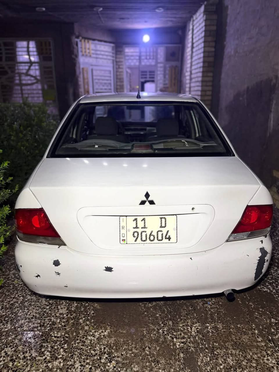 لانسر ١١ • ١٦٠٠ • ضربه خلفي