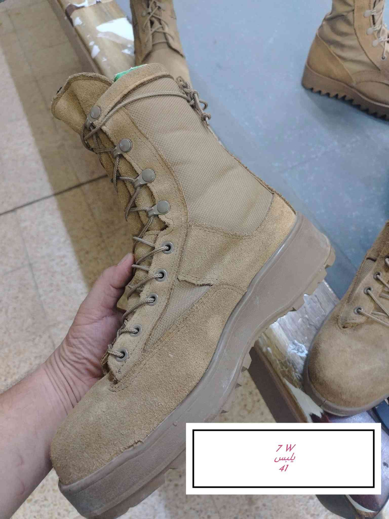 سلام عليكم متوفر هذني كم قطعة بسطال القياس بل الصوره الي حاب يعرف السعر يسئل واني اجاوبه او مراسلة على الواتس اب يوجد توصيل
***********

نص مكتوب في الصور:
- 6,5 R
- يلبس
- 40
- لبس
- 7 W
- 41