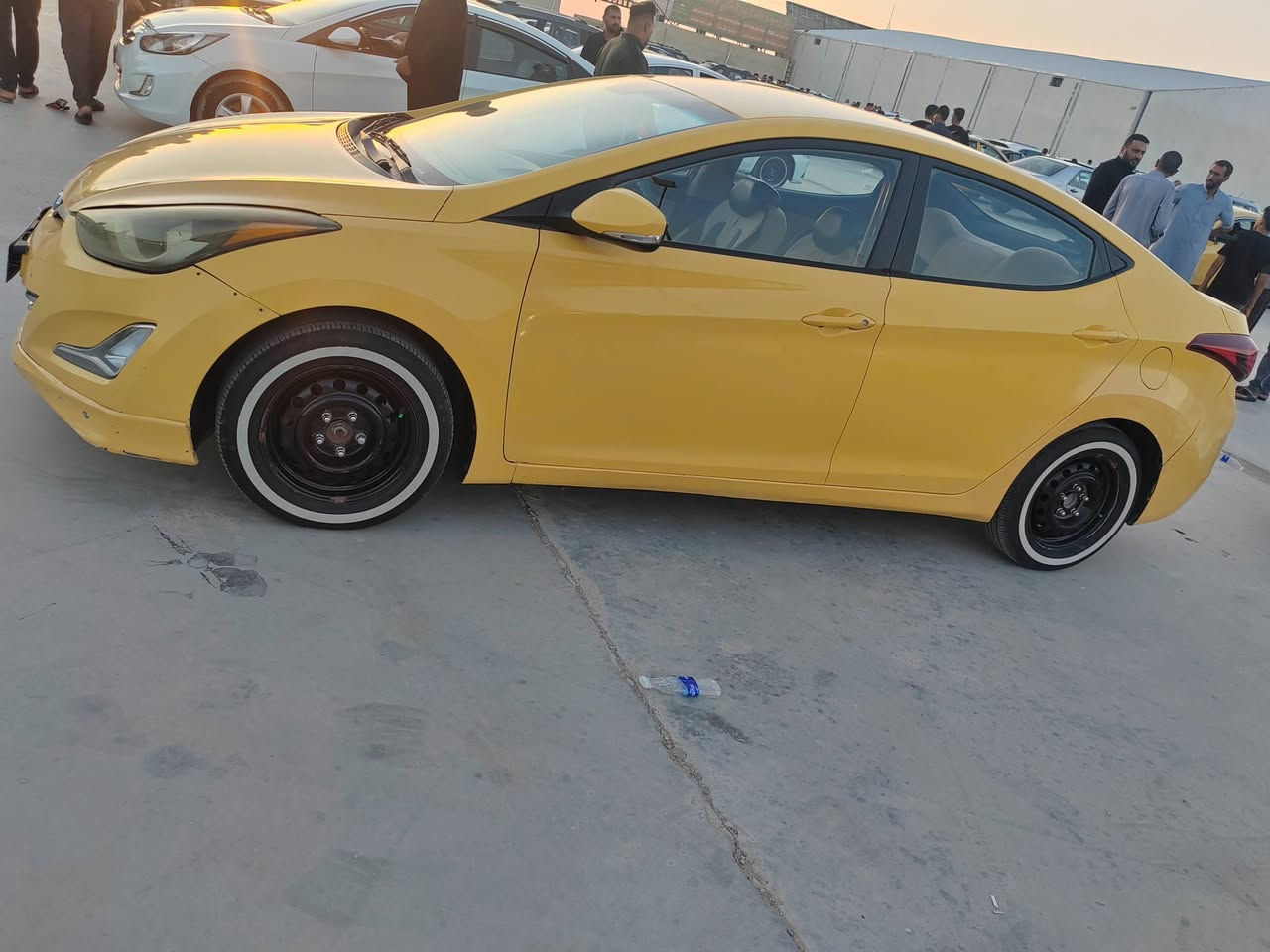 النتره موديل 2016  خليجي مكينه 1800كفاله عامه من عده دوسه السونار مرفق رقمه مثنى انكليزي باسمي مكانه الكوت السعر 112 وبيه مجال مارد خاص اتصل عل رقم ***********
