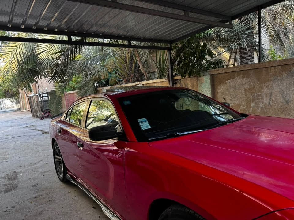 جارجر 2022 وارد امريكي ضربه بنيد فقط ماشيه 90 الف السياره اعلى مواصفات SXT بلص كشنات تدفئه تبريد جلد خزن ميموري فتحه 
***********
السعر 180 ورقه وبيه مجال
