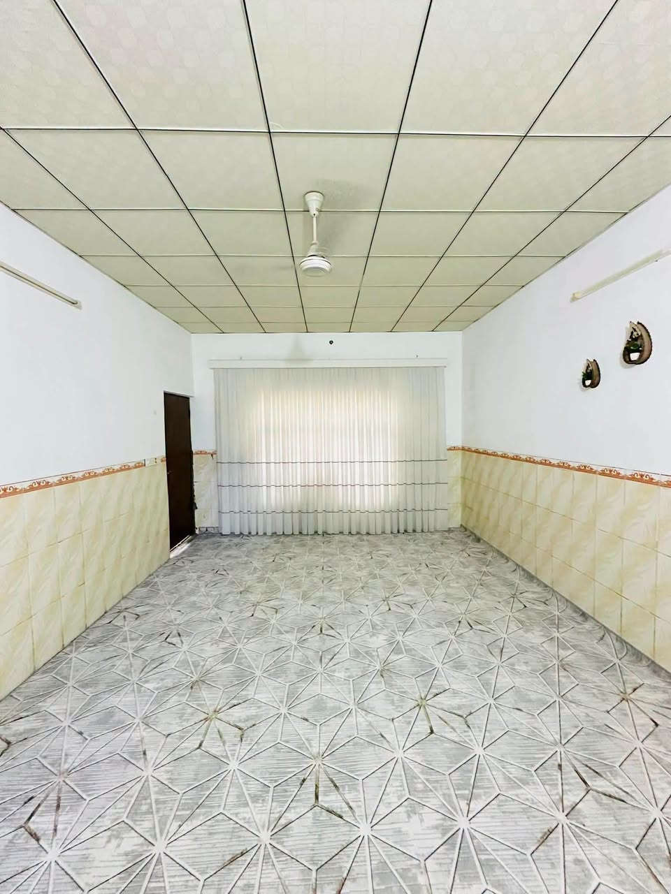 قه زاي ڕزگاری • ٢٠٠م • غرفتين