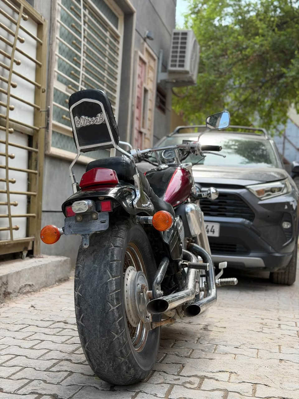هوندا ستد • ٤٠٠ • اوراق