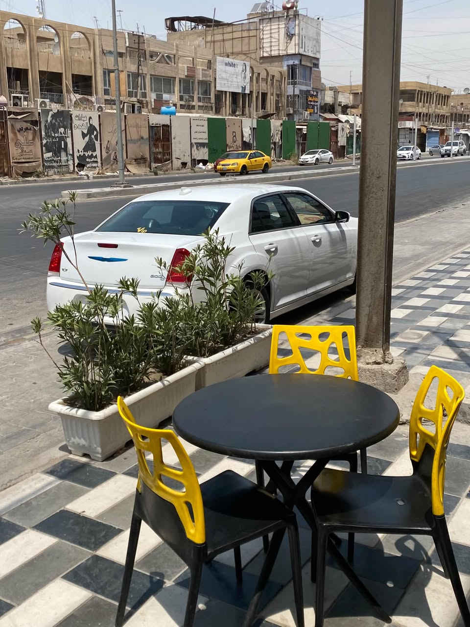 سلام عليكم للبيع موديل  15 معلايه سنه وحده 16
رقم بصره مشروع وطني بسم اخوي سنويه جديده 
العنوان بغداد  كشر مكينه خير من الله ضررها من جوه 
اي استفسار اتصال ***********
