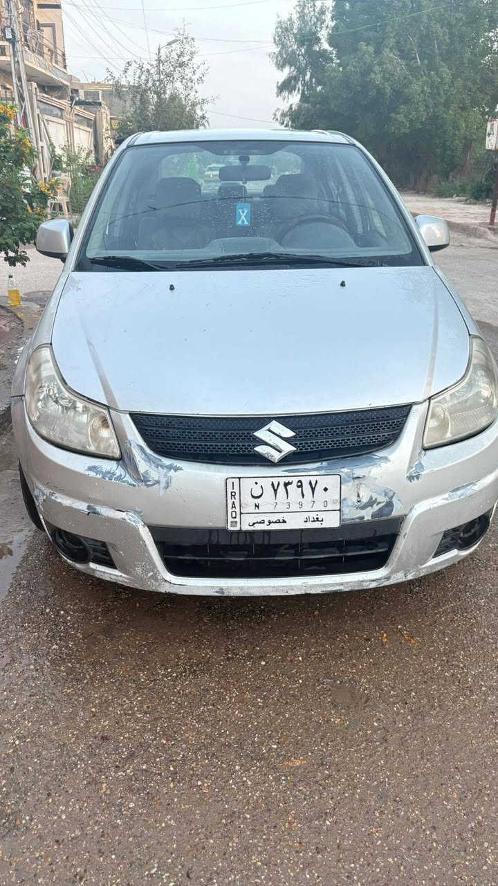 السلام عليكم ، سازوكي SX4  للبيع موديل 2008 وارد امريكي حادث جاملغ مصلح نفسه وباب خلفي مبدل اصلي بدون اي دواخل محرك 2000 السيارة نظيفة فقط كمبريسر تبريد عطل السعر 55 السيارة بأسمي عنوان بغداد للاستفسار 
*********** ابو يوسف بغداد, العراق
