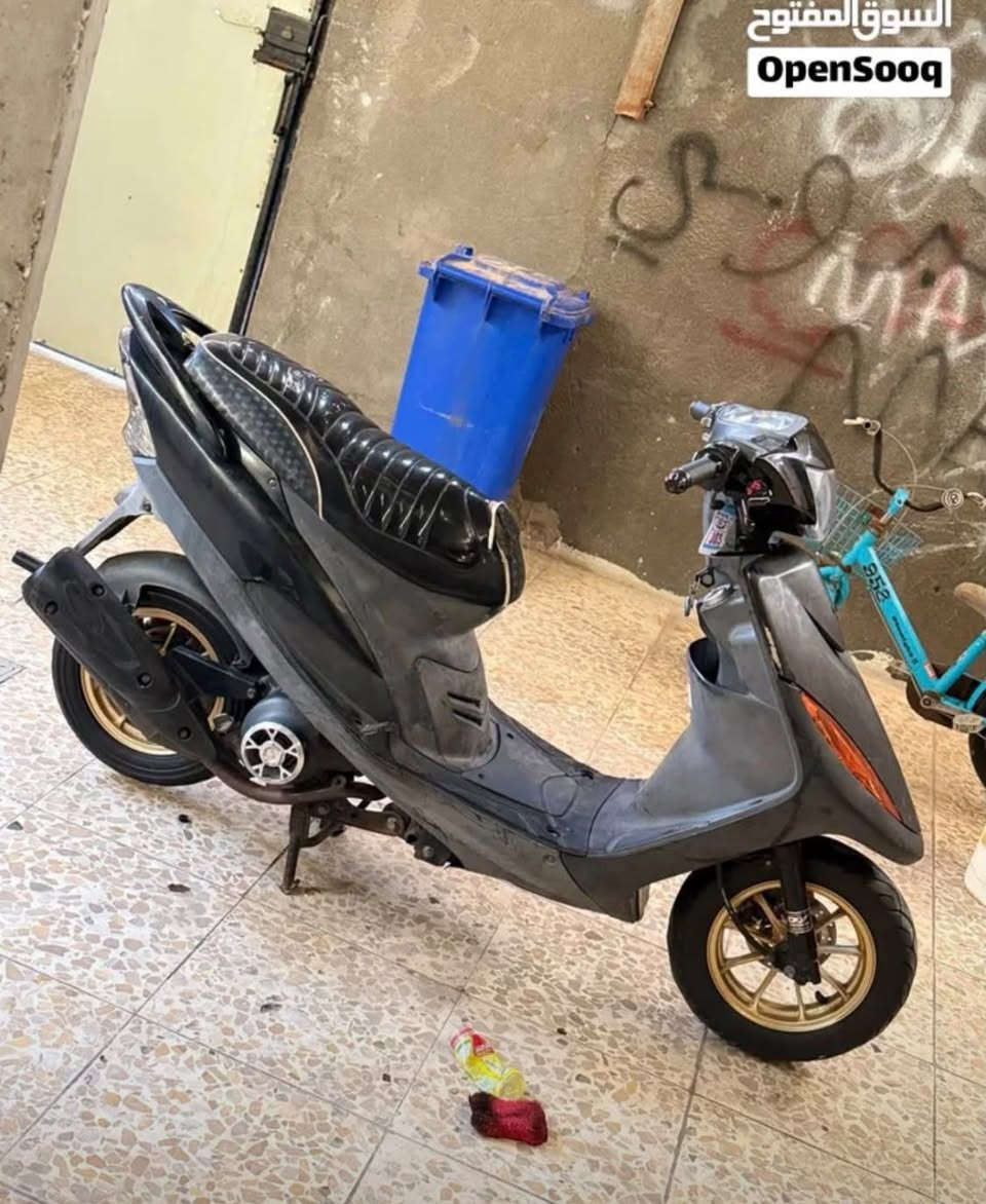 ماكس عدله دراجة فول بوشه55 بلاد بلاد بلاد برغي ما مفتوح مبدل كفرات حمر جماليه فقط واصليات والكفر الاصلي مالها موجود لونه اسود مزوده تزويد خارجي داخلي بيها ويلات مشيف زوج بيها دبل خلفي وامامي بيها يدات بريك بيه يدات بانزين بيها اشاير اربع ولفات بيه كشن بيهاسوبر رياضي بيها كزوز اصلي بيها كلجات رياضي بيها ستان صفح سماىي الاصلي المميز بيها شلعه تشك الكاع ملاحضه….  منيفس والاوراق ملاتها موجوده الدراجه سعر عل خاص *********** وتساب فقط 🌹 المكان البصره ابو الخصيب العوجه

نص مكتوب في الصور:
- السوق المفتوح OpenSooq