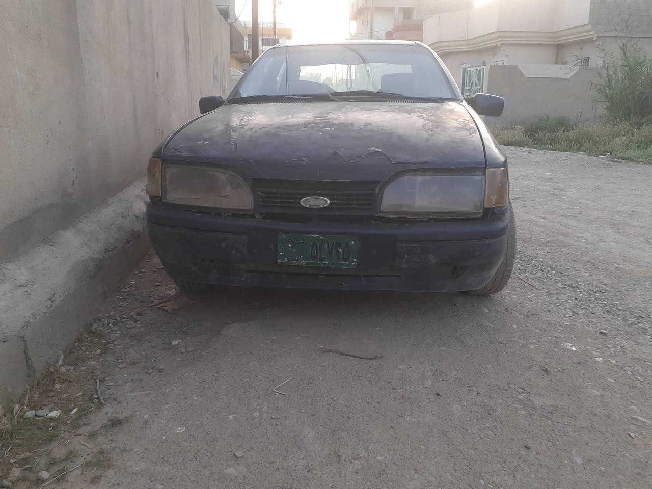 السلام عليكم سياره فورد سيرو حجم 20 البيع رقم اخضر سنويه بيضه صاحبه مسافر ويل كب اصلي زوج تايرات جدي
 د محرك جمل السعر ٤ ورقات
 علما السياره شغاله نكره سلف جاهزه
الاتصال عل رقم ***********
