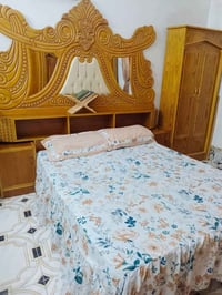 غرفة ٧ قطع • خشب عراقي • سرير نفرين