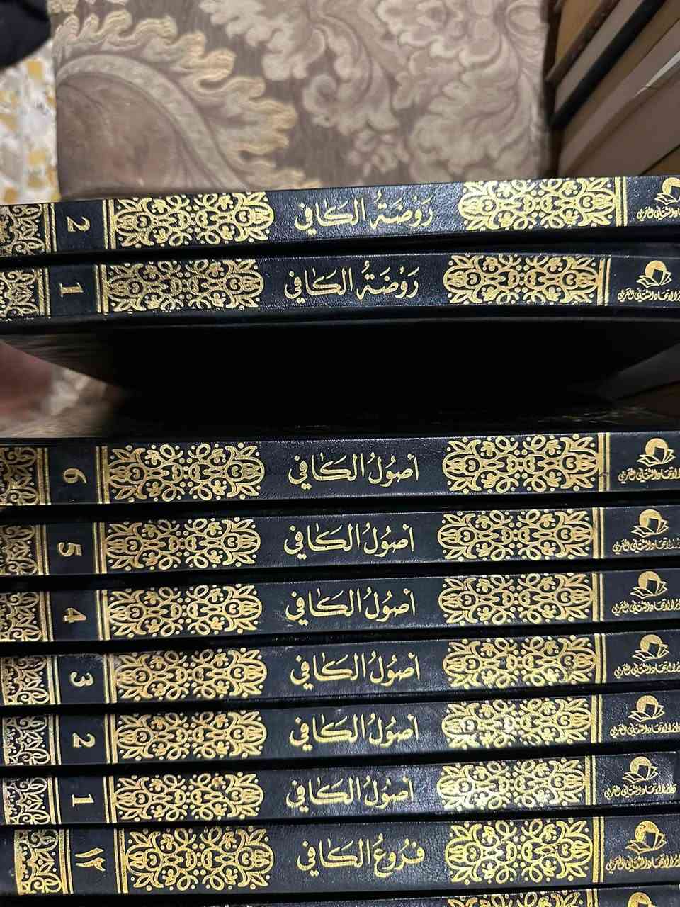 السلام عليكم اخوان عندي هاي كتبي اريد أبيعها لان مكان ماكو و بالنسبة للأسعار كلمن و سعره تريد تراسلني واتساب ***********
