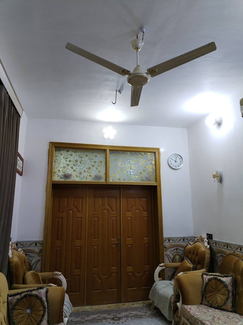 سلام عليكم بيت بل قدس ١١٢ متر عل ساحه طابق واحد كامل قطاع ٣٨ سعر ١٢٠ اي ستفسار اتصل وتساب ***********
