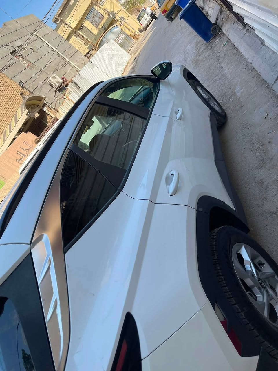 هونداي توكسان ٢٠٢٣ فول مواصفات ١/١
حادثها قبق جنطة فقط. بدون ايرباك بدون صبغ بدون تكحيل 
وبيها شوية بارد بل باب ورة الصدر على كد شبر  
مكينه وكير حدادية كهربائيات تبريد كفالة عامة 
السيارة جديدة بمعنى الكلمة. عليها دوشة جديدة تخم تاير جديد 

السعر ١٧٥ ورقة قفل 
كامرة دوارة 
رادار امامي
رادار خلفي / جانبي 
اوتو هولد 
قيادة ذاتية 
تحديد مسار 
شاشة الكبيرة 
نقاط عمياء 
اوتو ستوب 
هند بريك كهرباء 
مري شفط
كشنات تدفئة  وكهرباء 
تشغيل عن بعد 
فور ويل
هواي بيها مواصفات بعد  
بغداد / الامين الثانية 
***********
***********
