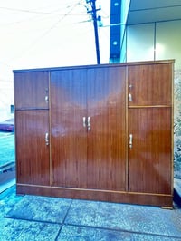 للبيع كنتور اربع ابواب نظيف جدآ العنوان /بغداد الجديدة  الرقم /0773672...
