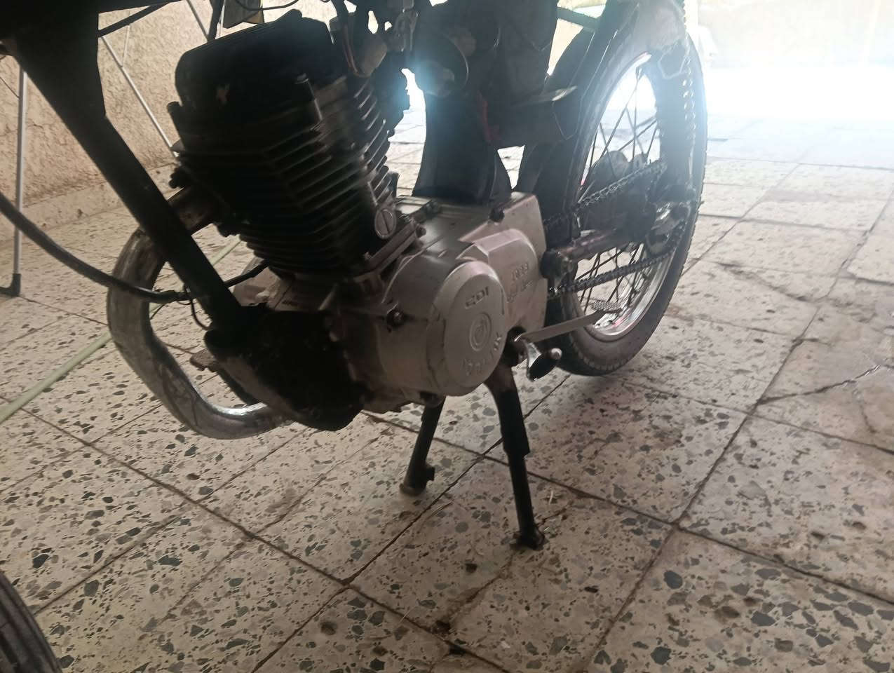 اربع كير للبيع كلك. ‏‪***********‬‏
مكينه فول شاصي... بس يرادله ترتيب. 
كلك.
