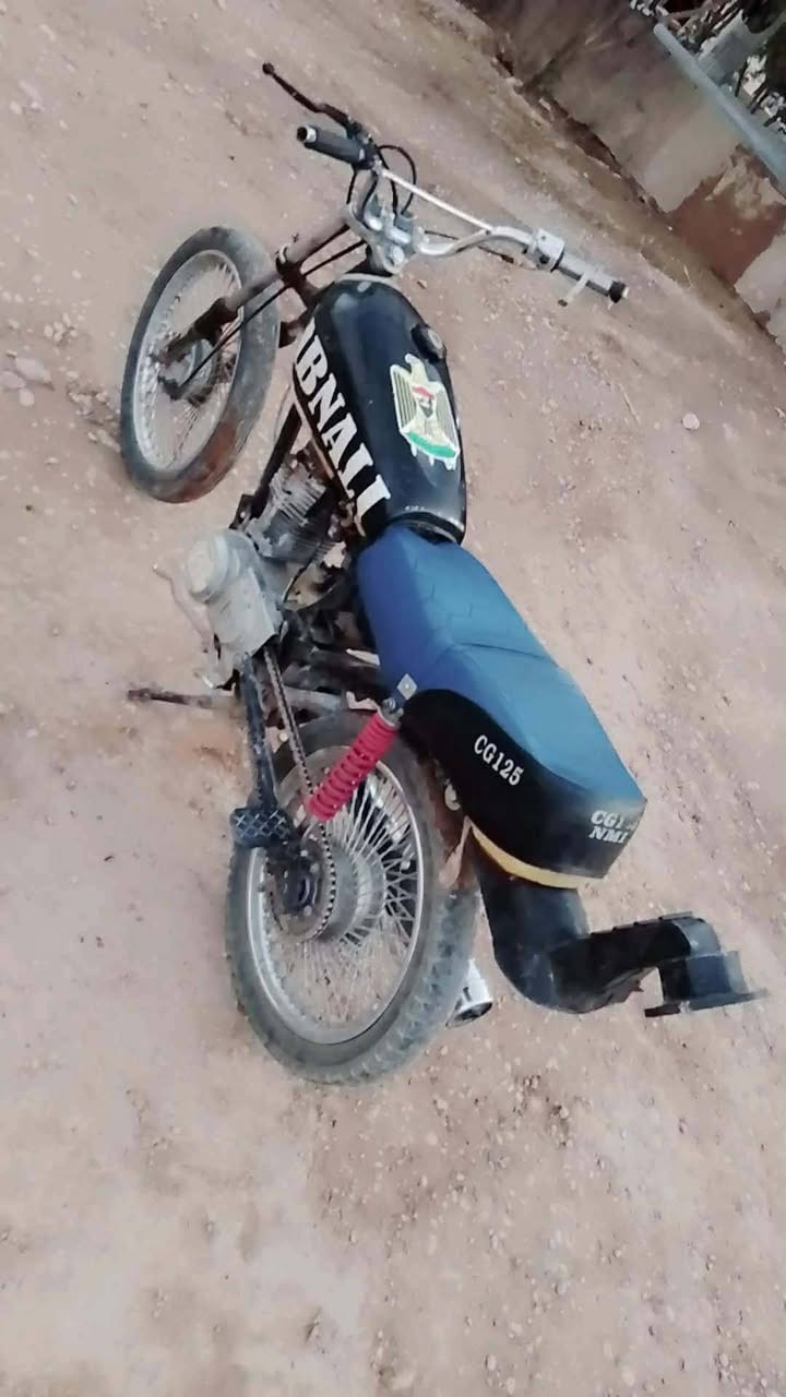 السلام عليكم دراجه للبيع اتصل على الرقم الهاتف***********
