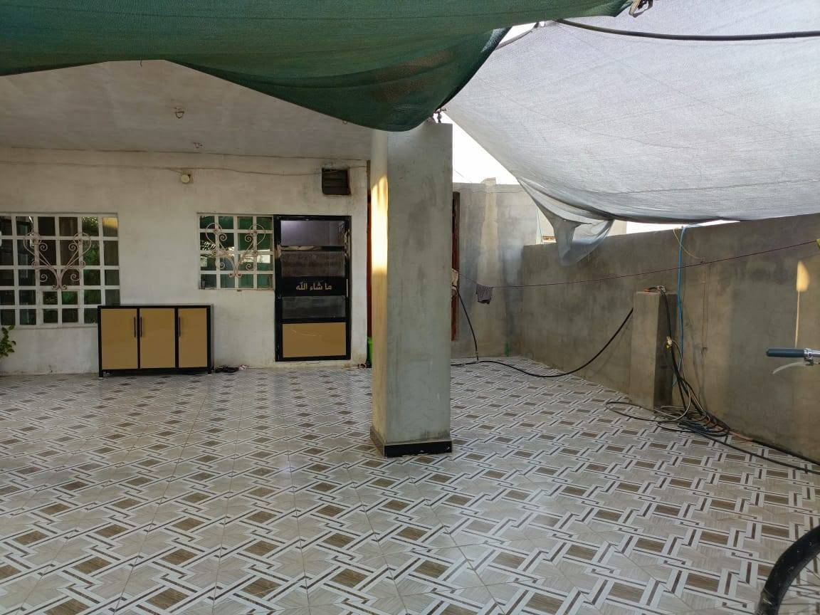 مساء الورد
متاح بيت طابو صرف 300م مع مشتمل 150م طابو صرف مجموع المساحة 450م سيف سعد نهاية شارع ثلاثون ومتوفر جميع الخدمات وموقع جميل جدا 
السعر مناسب جدا الاتصال بالهاتف
 *********** 
علمٱ انا مكلف بالنشر شكرٱ للجميع
