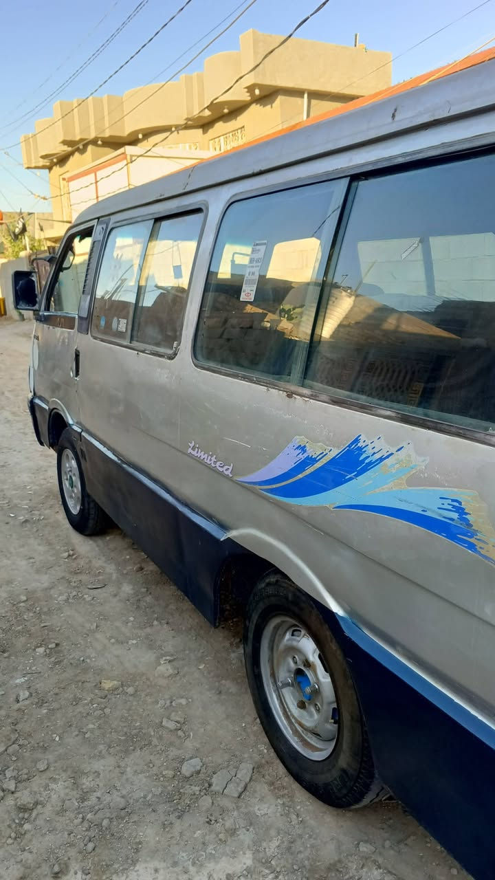 للبيع بستا موديل 95 مكينه بداية خيط كير اكسل شواصي مكفولات كشنات وكاعيه جدد كهربائيات كلها شغاله بور شغال وكالة او تحويل بلي يعجبك السعر 30وبيهه مجال مكاني حله ***********

