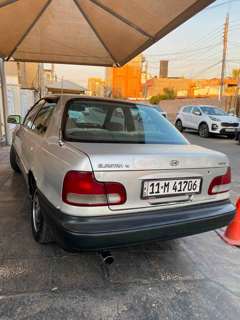 السلام عليكم للبيع النتره 1994 كير اوتو مكينه مسكر 1800 تبريد شغال سياره بلاديه مكفوله من ضربه لغد وشواصي وفرممه مكفولات  
مكاني بغداد العامريه
السعر 37 وبيها مجال
***********
