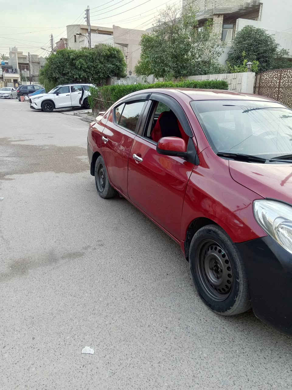 من رخصة الادمن للبيع نيسان فيرسا 2013 السيارة محرك جديد تبريد صدر كله جديد الكير صارت بي مشكلة قبل عشر تيام فحصته كالو تورباين السيارة ابيعها واقع حال السيارة بأسمي سنويه ل 28 تنتهي السيارة مصبوغة حزام مكان السيارة بغداد الشرطة الخامسة شارع المدارس السعر 63 ورقة قفل رجاا لحد يكسر بحلال العالم للتواصل *********** .
