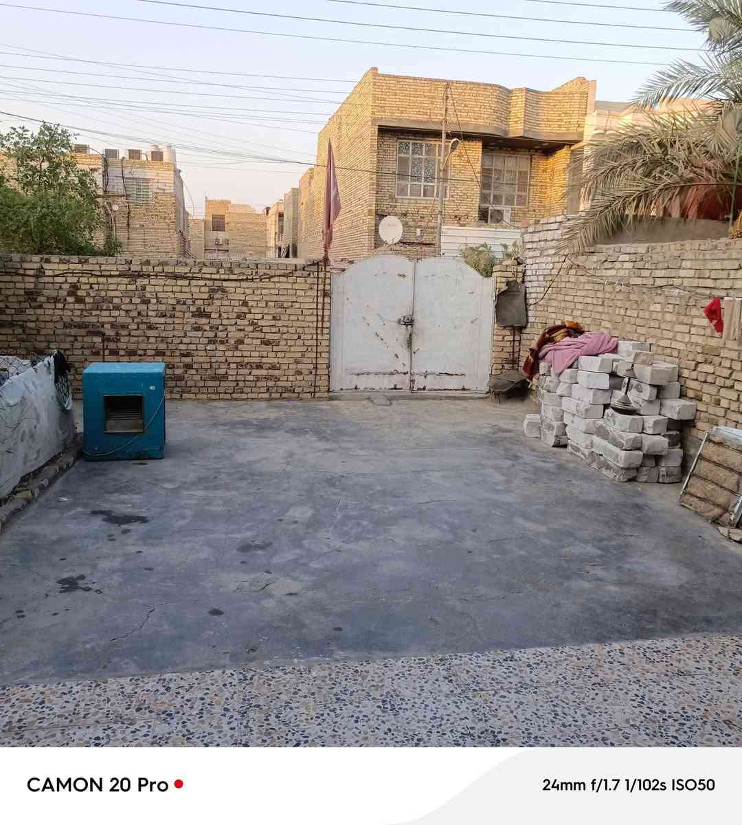 بيت للبيع حي الغدير قرب شئون المرئة المساحه 300 باقي تفاصيل على النتصال ***********
