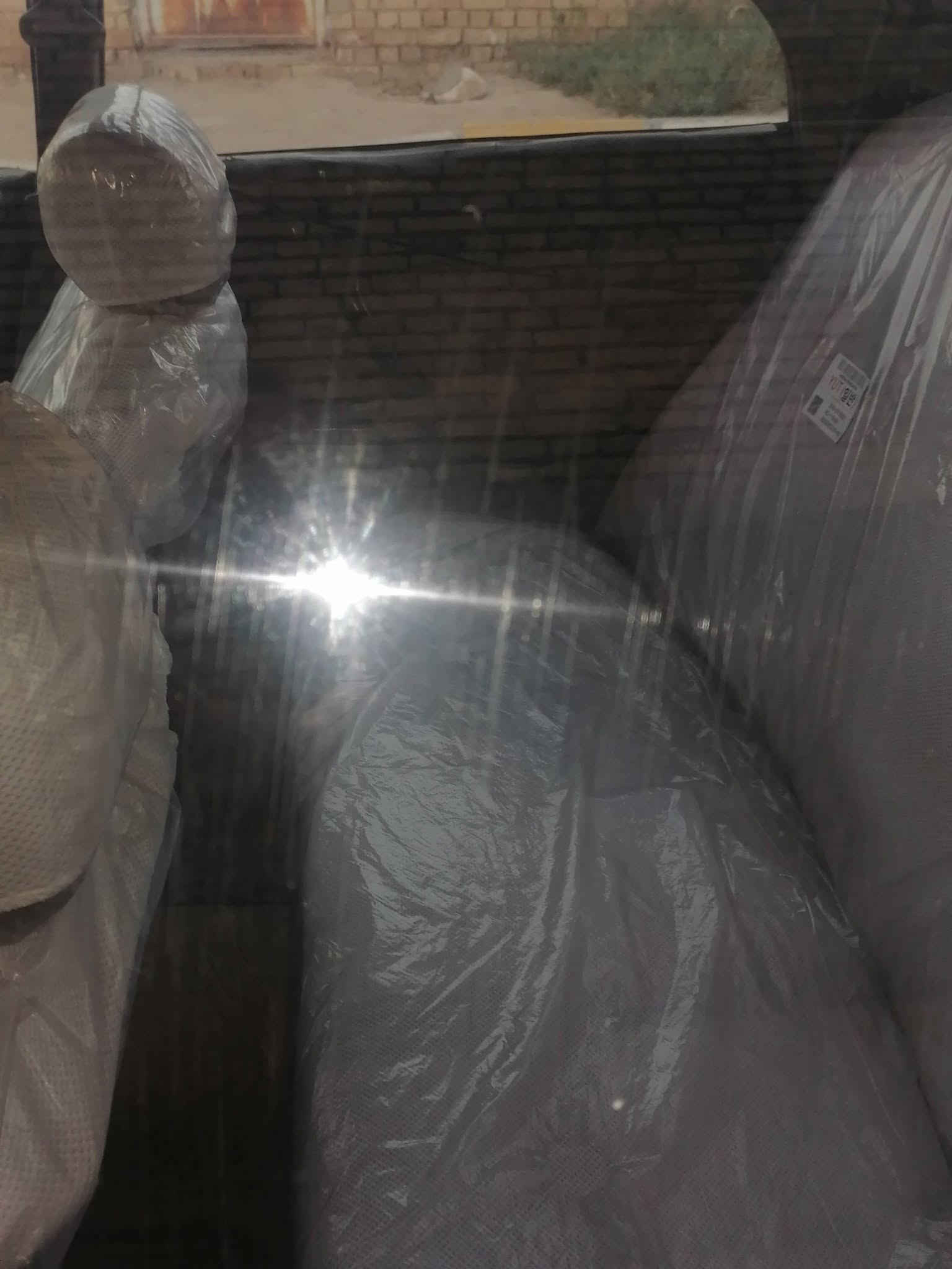 سلام عليكم كراون بطه للبيع موديل ١٩٩٤ متصل رقم بغداد انكليزي سنويه لغاية ٢٠٣١ بسمي مكفوله من الكصه ولعيب شرعي كشنات كهربائي تبريد شغال مكينه ثنين ونص ففيتي تخم تاير مصبوغه جماليه سعر ٥٥ وبيه مجال الطيبين رقم صاحب سياره ***********
