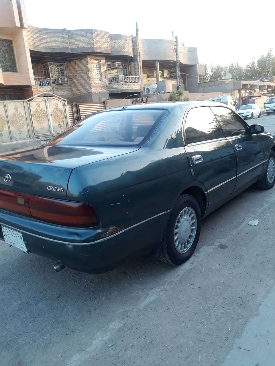 ***********

كراون بطه 
موديل 93
محرك 2500
تدفئه تبريد
