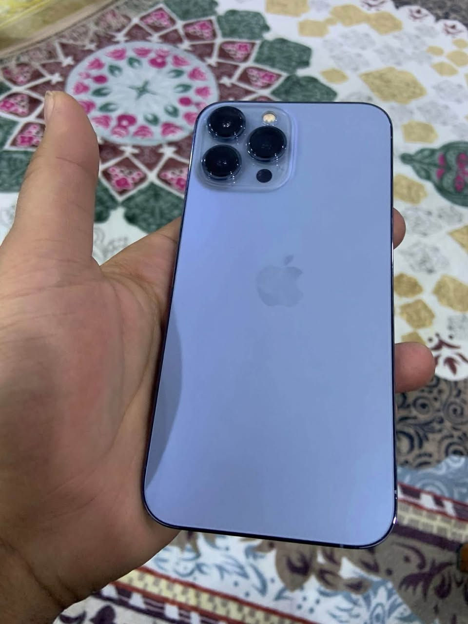 ١٣ برو ماكس مكفول حت من جلخ
ذاكر256
عربي شرق اوسط 
بطاريه84
نورمان حاسبه 
مسبدل بطاريه ابل فقط تقر مستعمل حيل نضيف سعرو750 وبي مجال يرهم مروسه معه 15 او 14 حساب نضافه رقمي***********

نص مكتوب في الصور:
- البطارية سجل الإصلاح الجزء البطارية الحالة مستعملة معرفة المزيد حول إصلاح البطارية...
- القطع والخدمة تجمع Apple سجل تاريخ القطع والخدمة، وهذا السجل يعرض معلومات عن هذا الـ iPhone وحالته وتفاصيل إصلاحه. معرفة المزيد... سجل تاريخ الخدمة البطارية مستعملة