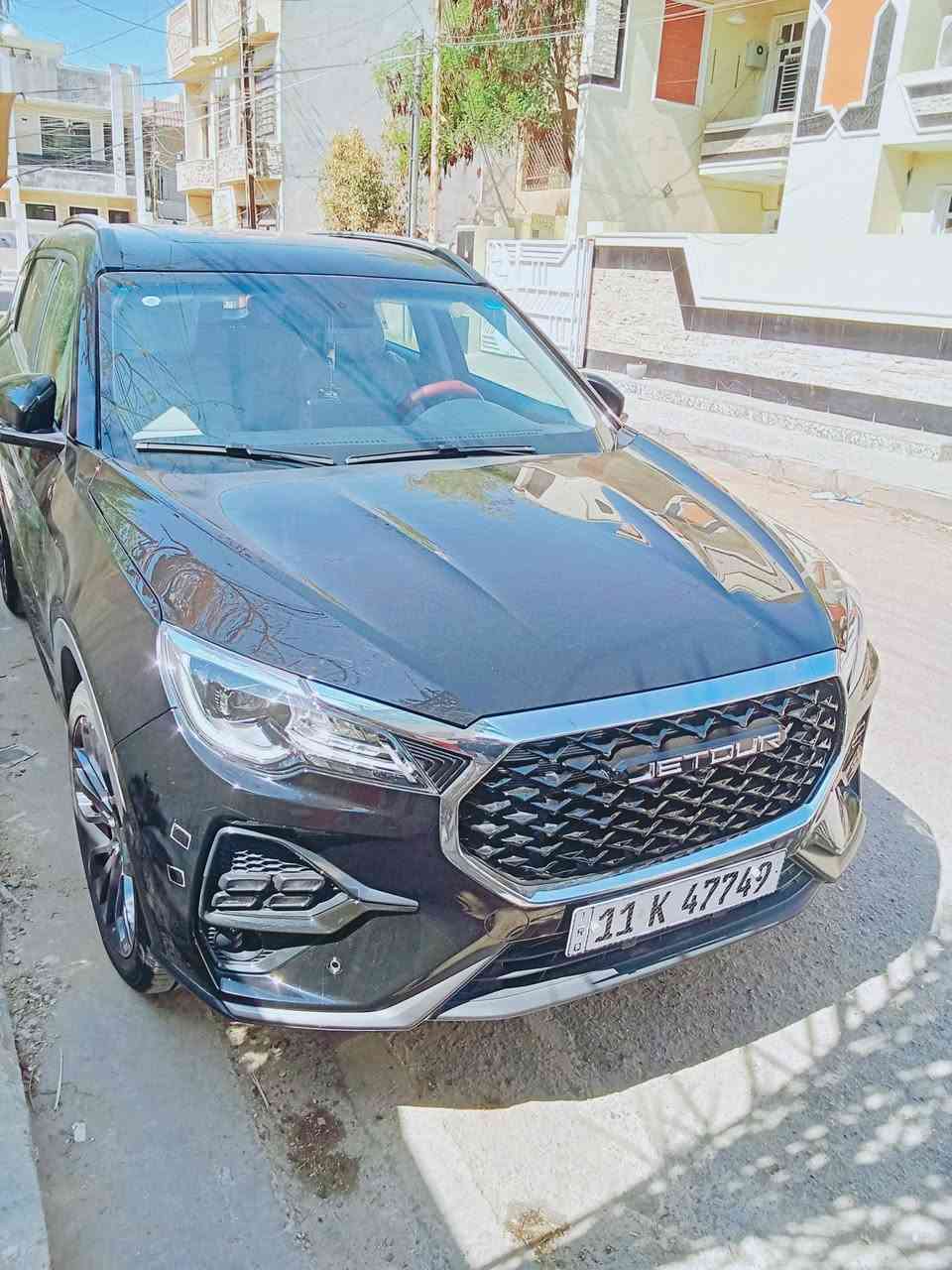 سلام عليكم جيتور X70 للبيع
🔥موديل 2026 ٫محرك 1500 تيربو 
🔥السيارة 7 راكب للعلم 
🔥 سيارة اخذته زيرو من الشركة قبل شهرين 
🔥 يعني سيارة زيرو عل وضعيه الشركة وماشيه 5٫000 فقط باسمي ثاني يوم تحويل 
🔥يعني سيارة زيرو ميحتاج اشرح عليه زايد 
🔥 من ناحيه المواصفات سيارة مفولة 
( بانورما ٫ جلد داخل لونين ٫ مري شفط ٫ تبريده ثلج ٫ وبعد مواصفات خير من الله تجي وتشوف بعينك) 
🔥 سيارة وضعيه شركة برغي مناقصه ولا شخط بيه زيرو
☝🏻السعر 25 مليون وبيه مجال 
☝🏻 مكانه بغداد ***********
