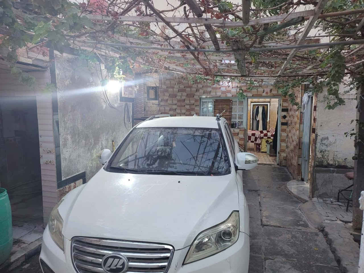 مساحة المنزل/250متر
العنوان حي الامين الثانية عامود 621
الرقم/ ***********
