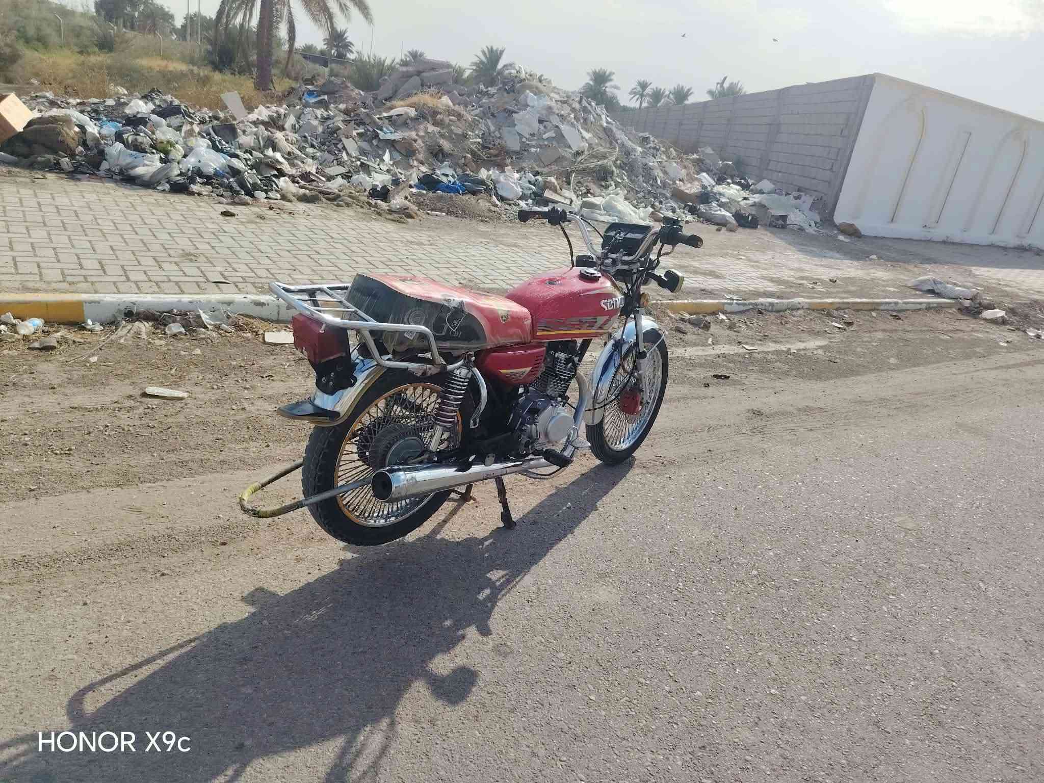 سلام عليكم دراجه للبيع موديل 23 سونك اصلي شكل لحديث وراق بغداد 
محركه كلش نضيف ويلاه ام نجمه  دراجه كلش حلوه

دراجه شللعه فصله ومعدل  دراجه حله من صوره سعره

525 وبيه مجال لشراي  رجائن الي ما يعرف بل سعار لا يخابر.  

مكاني صويره *********** خاص مفتوح

نص مكتوب في الصور:
- HONOR X9c