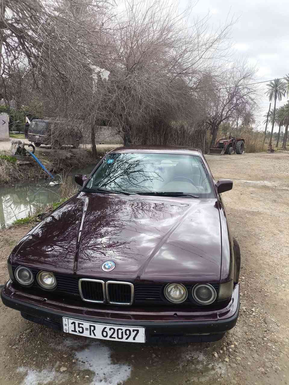 سلام عليكم لبيع او مروس بخفاش 735كير عادي تبريد شغال حداديه نضيفه كهربائيات كله شغله ديالي قضاء الخالص سعر 43وبيه مجال ***********
