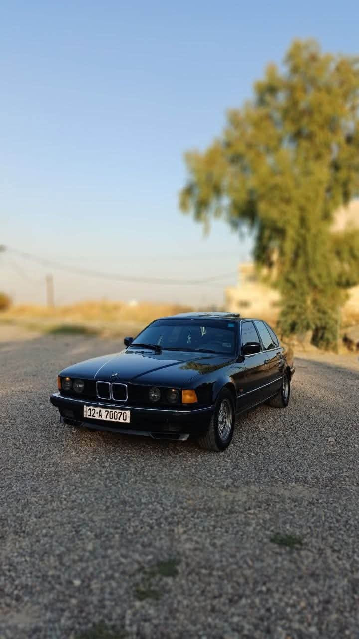 Bmw 735
مكينة 735 فل  غير متواجد ع فيس 
كير توماتيك 3وضعيات قيادة 
صبغ عام جمالية 
كير +محرك قصة 
كمبريسر تبريد جديد قصة بس البوري بينو كسر 
جامات 4 كهرب داخل جلد وصاج ضاغطة الزنجيل مال محرك سايفة بيها صوت فقط عالسلولي
تاخذ وي السيارة غراض طخم امامي كامل لان طخمها تعبان 
والسيارة مستحقة تنعيم وبولش تاخذها كاملة من ناحية قشر 
والسعر 65 وبيها مجال
واتساب حصرا ‭***********‬
