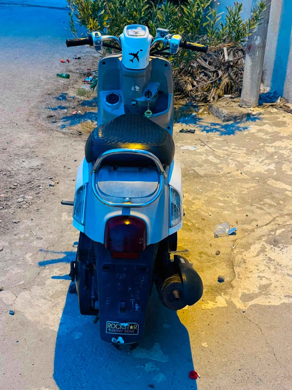 للبيع ماكس بوليس دراجه جديده وحلوه نكره سلف  هندر مكينه  ما مفتوحه شرط الفحص اي مصلح تاخذها بوشه بلاد 49  نكره سلف لايت عالي وناصي صطاب خلفي دبلات امامي وخلفي سكنات قفال صندوق نعومه نهضه ومشي مكاني البصره قضاء القرنة رقم الهاتف  ***********
السعر 950 قفل
