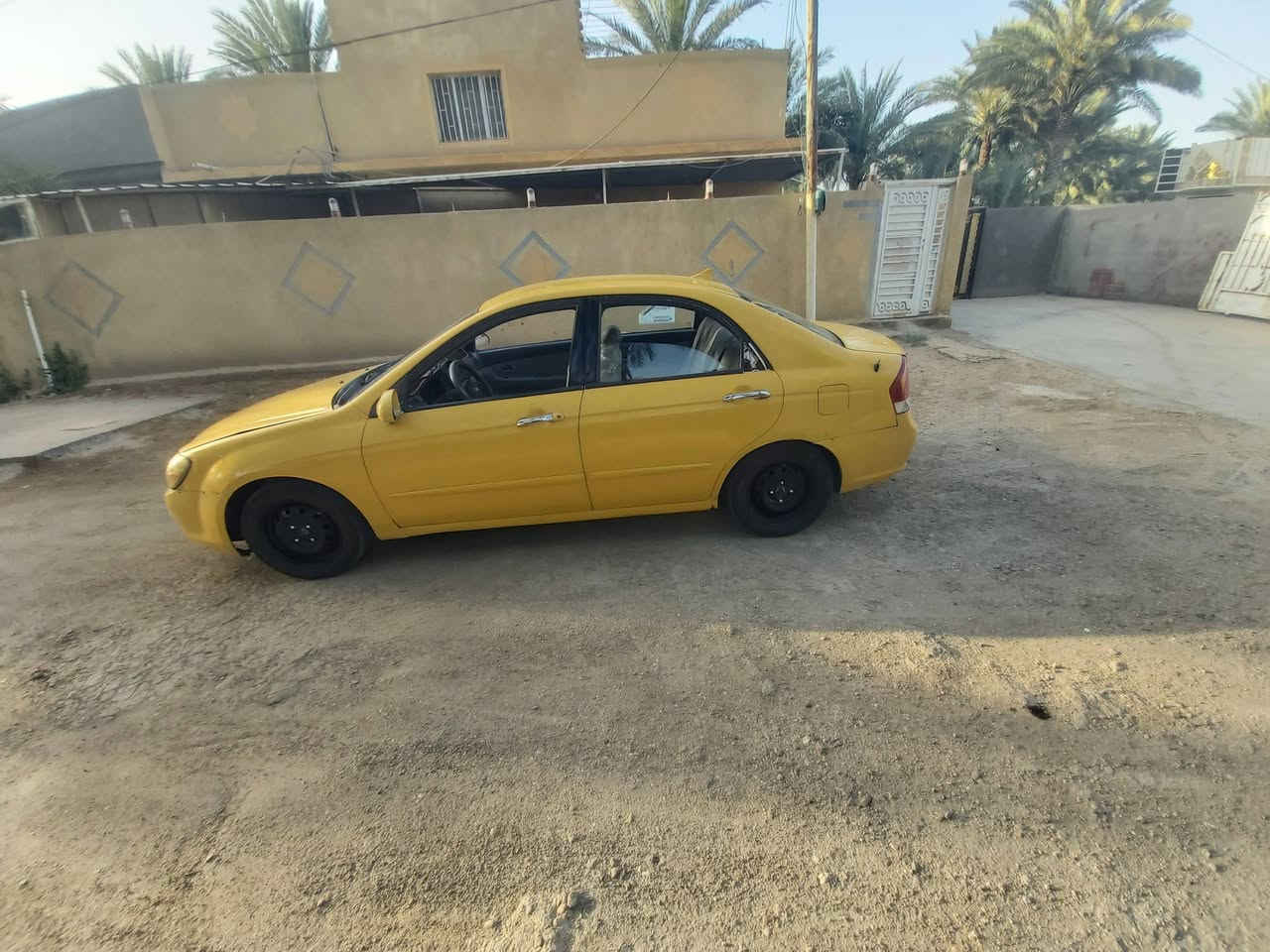 متاااح سياره سبكترا موديل 2009 رقم انكليزي بابل بأسم والدي مداور ثاني يوم  مصفره ونرجع نصفر من جديد كير ومكينه فول حداديه خير من الله مكاني بابل ابو غرق مهناويه *********** السعر المطلوب ٧٠ وبيهه مجال
