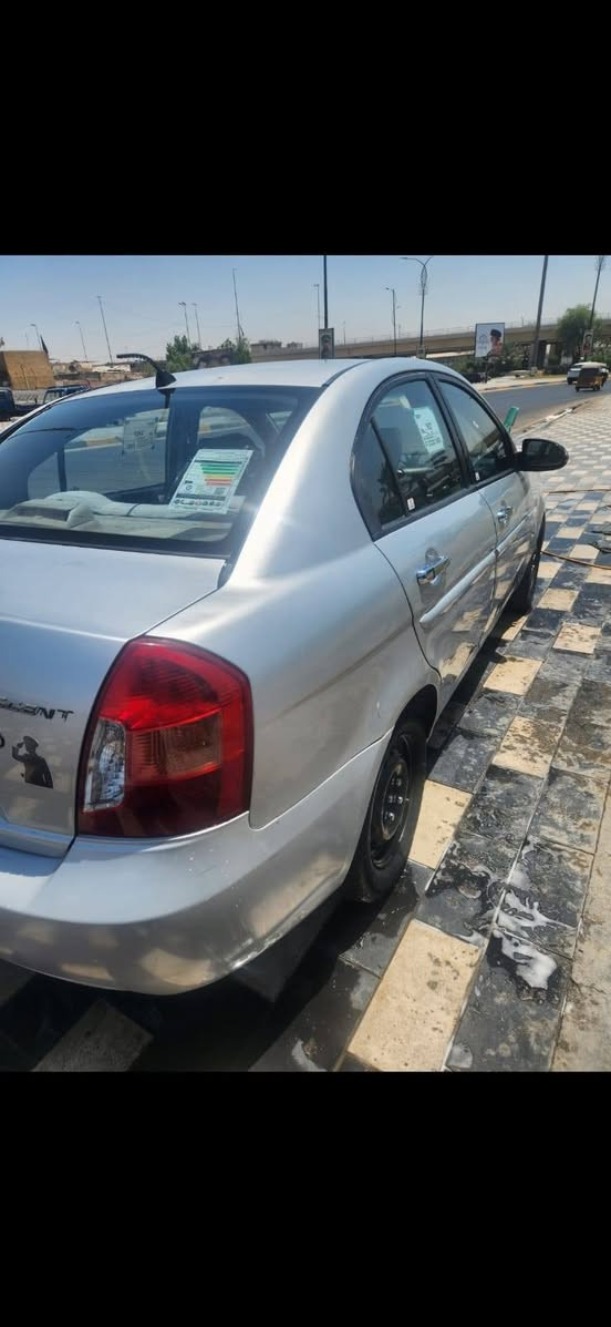 اكسنت 2007 خليجي مكينه 1600 جديده حداديه قبل 4 ايام مسويها جديده والله كلفت 600 آلف تبريد ثلج شرط رقم انكليزي بأسم راعيها شخصيآ ويريد تحويل العقد المروري ويا راعيها الشخصي السياره مصبوغة حزام بدون ضربه السعر 70 وبيها ***********مجال مكاني كربلاء
