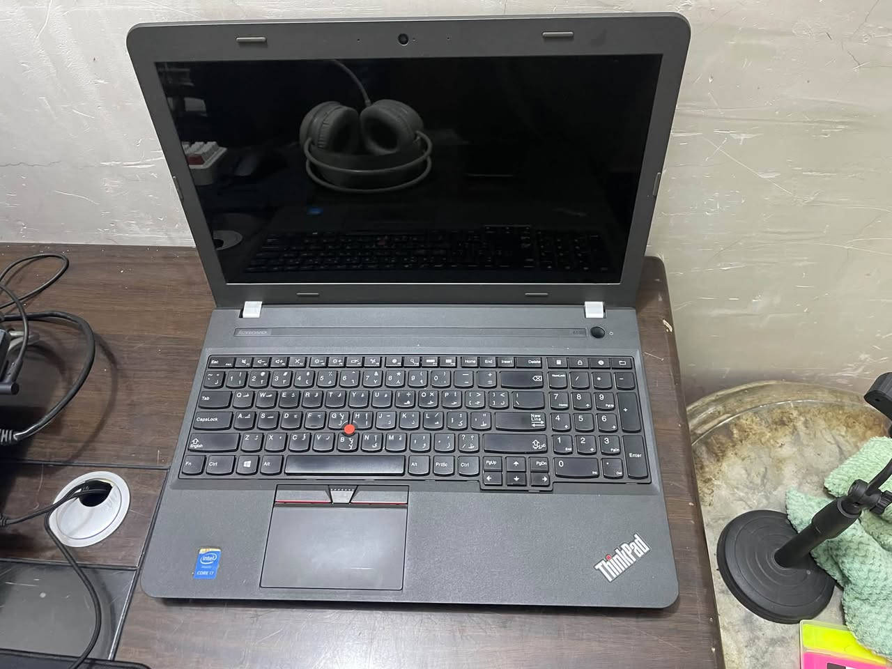 Lenovo Thinkpad
المواصفات 
Cpu: Intel Core I7 5500U
GPU: R7 265m
Ram: 16Gb 2x8 
Ssd lexar 512gb
السعر 300 الف 
رقمي *********** مكاني بغداد معندي توصيل
