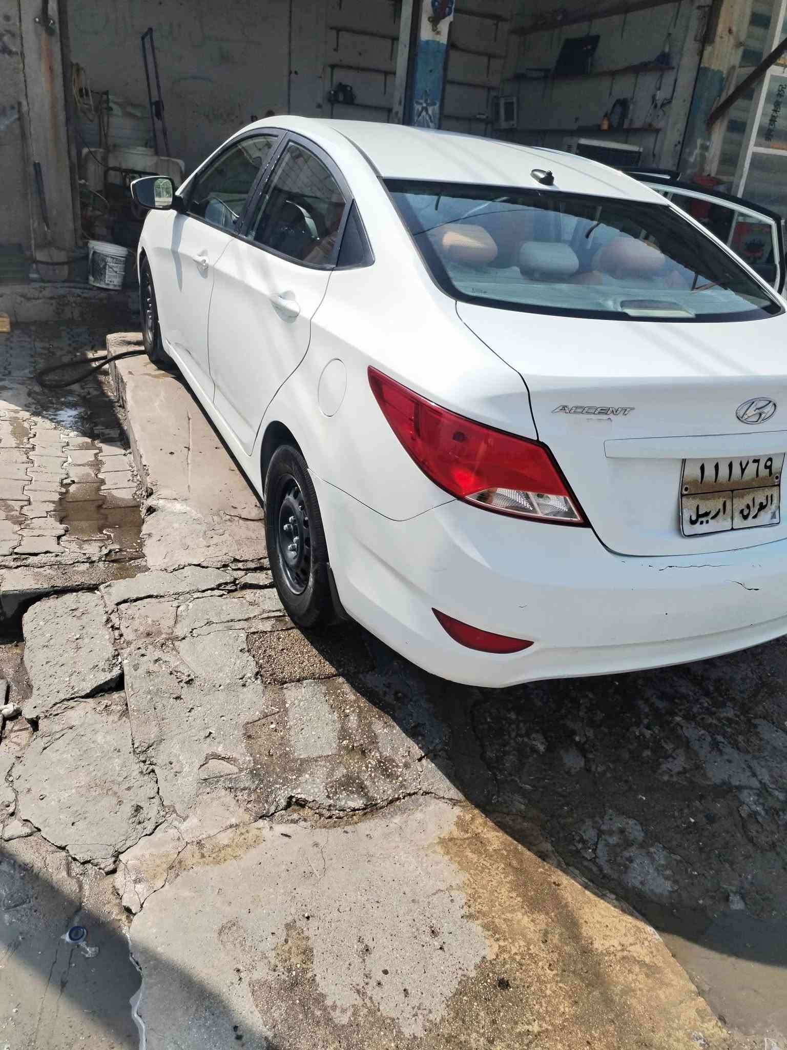 سلام عليكم اخواني سياره اكسنت موديل ٢٠١٧ مكينه ١٦٠٠ سياره بيها صبغ سياره تراي زيرو جديده تخم تاير تبريد شغال سعرها ٨٥ ورقة اوبيه مجال مكان نجف قرية الغدير ***********
