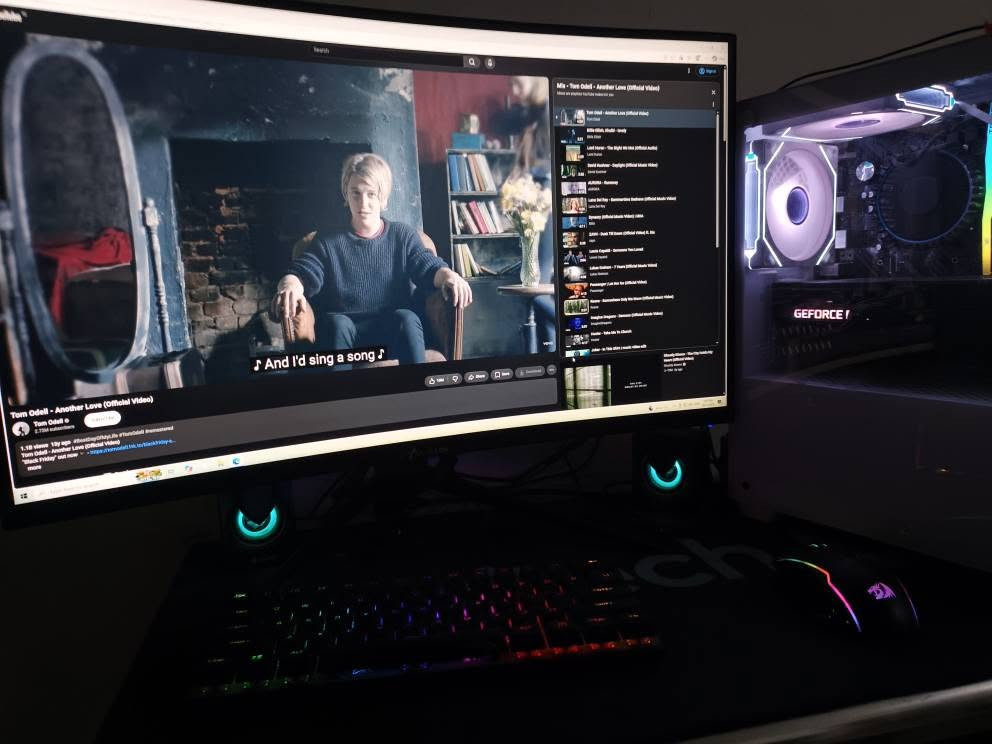 تجميعة • RTX 3060 • شاشة 27 إنچ 2K