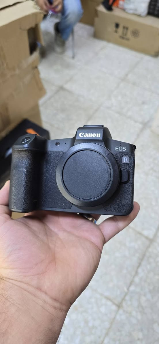 Canon. R+24.50
نظافه99% كامل ملحقات اصليه حزام شاحنه بطاريه كارتون 
شتره 5K✅️
سعره كامل مليون 500الف
مكاني بابل 
***********
