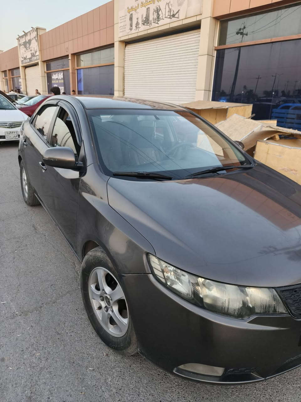 كيه سيراتو موديل 2012 بي ثلاث قطع اثر الجراد سعر 80 بي بطاقة بنزين للاتصال ***********
