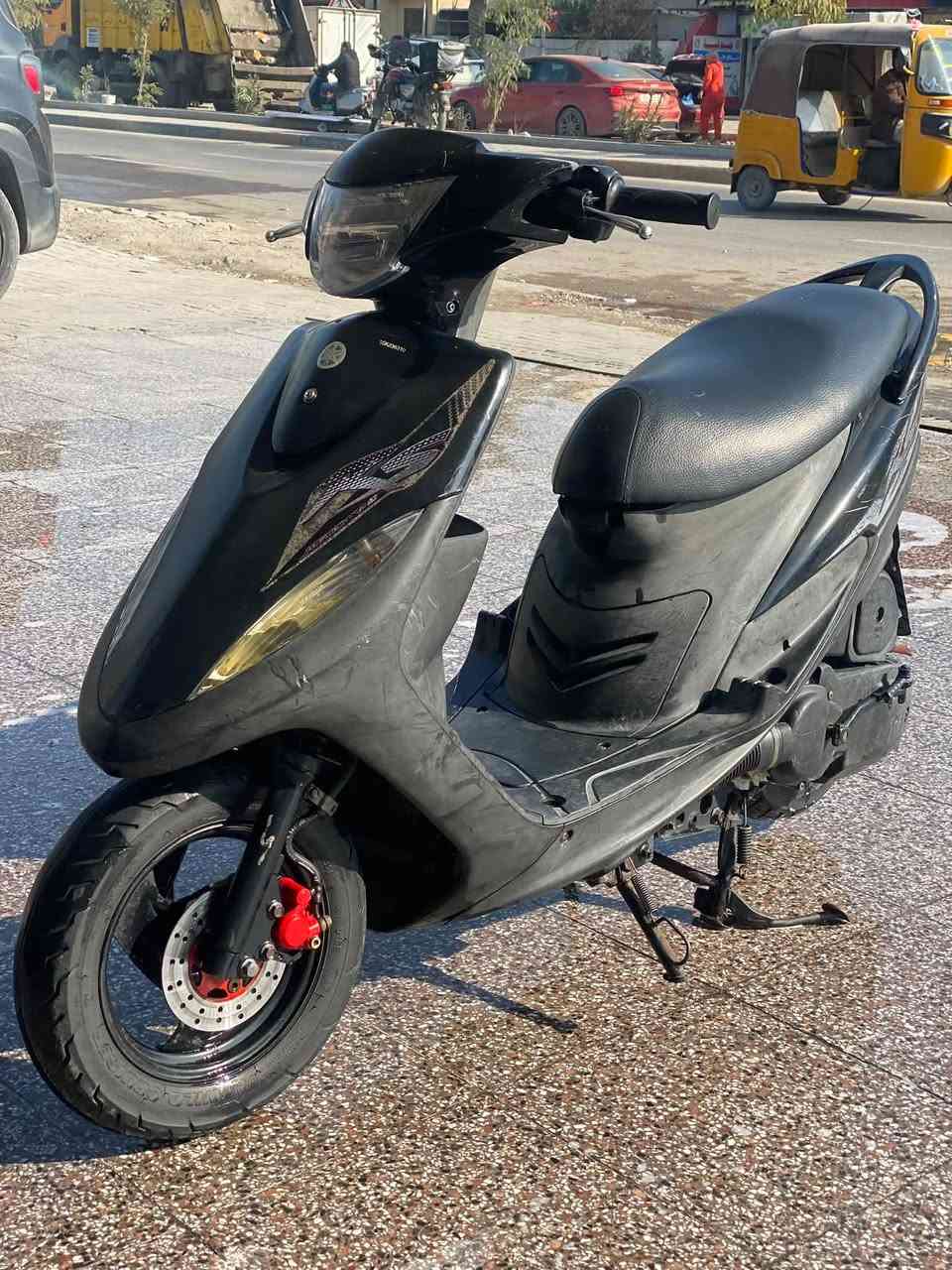 ماكس عدلة 120 بلادي نازلة رمبه ع ايدي
مكاني بغداد البياع سعر 900 وبيها مجال
***********

